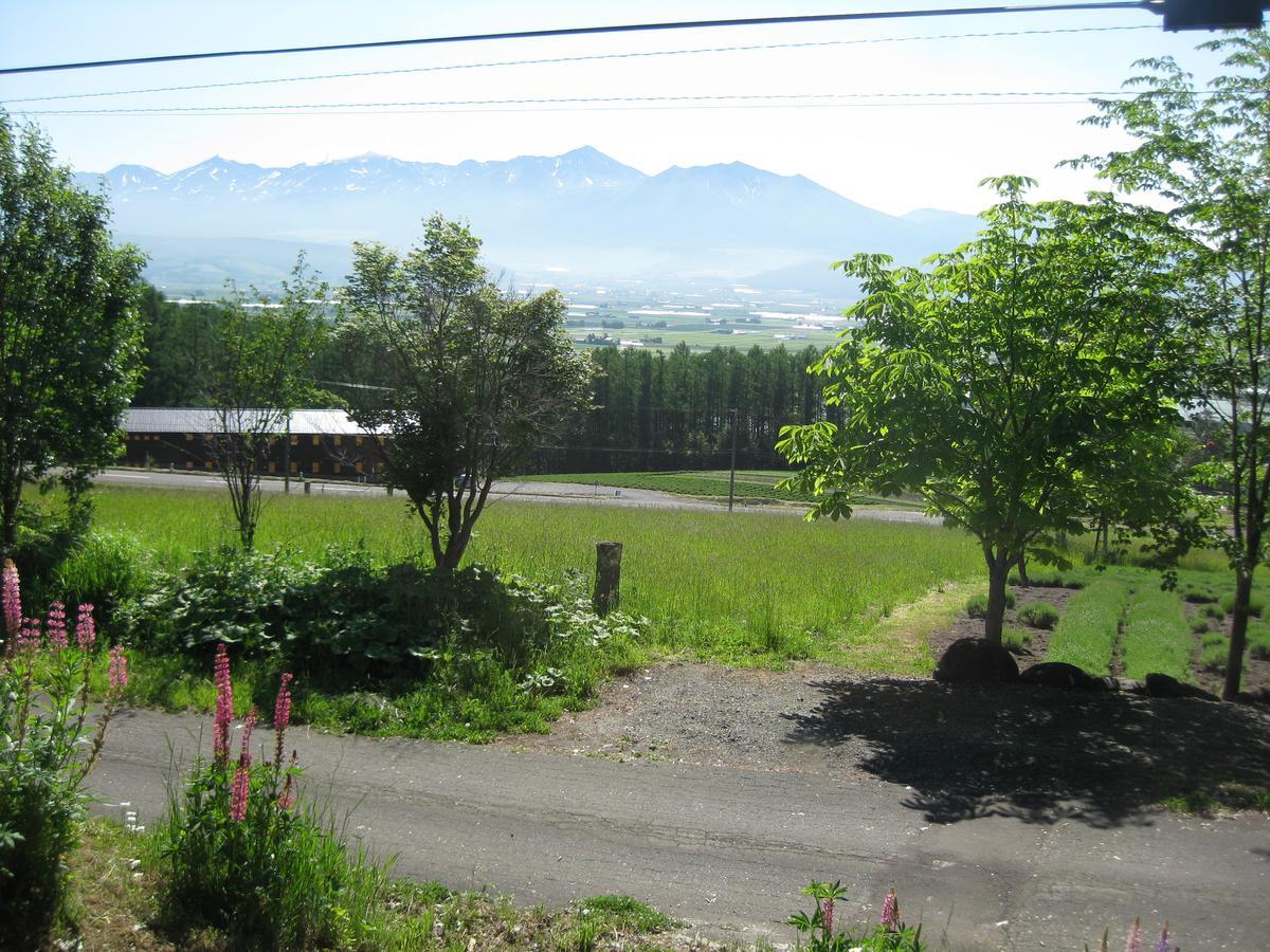 Log Cottage Himawari Nakafurano Exterior photo